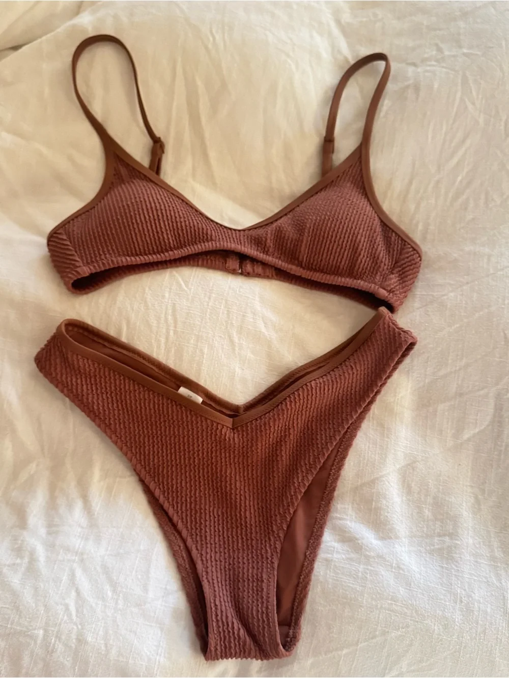 Aerie Cheeky Bikini - Picture 1 of 4